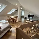 Dreams Im Obergeschoss Apartamento